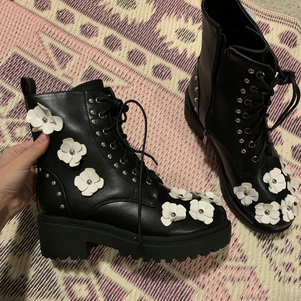 chunky boots